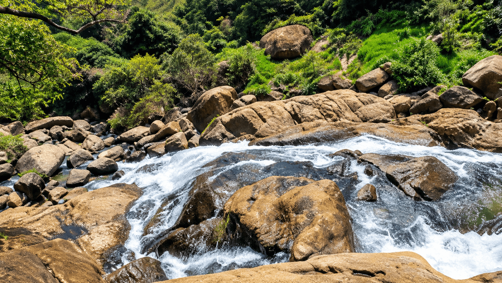 Diyawini Ella Waterfall - Sri Lanka Destination (5)